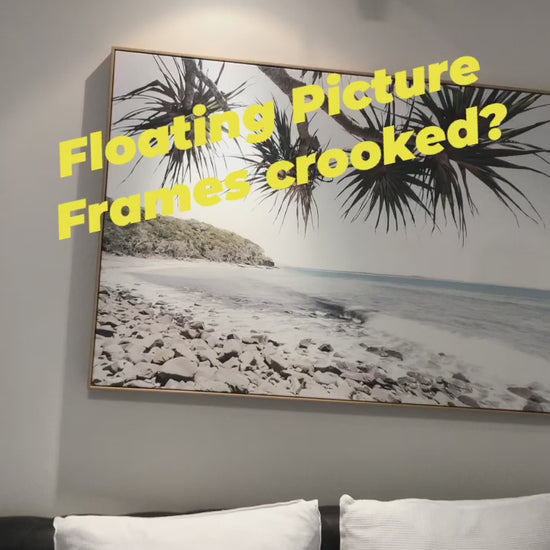 Flaoting picture Frame Level